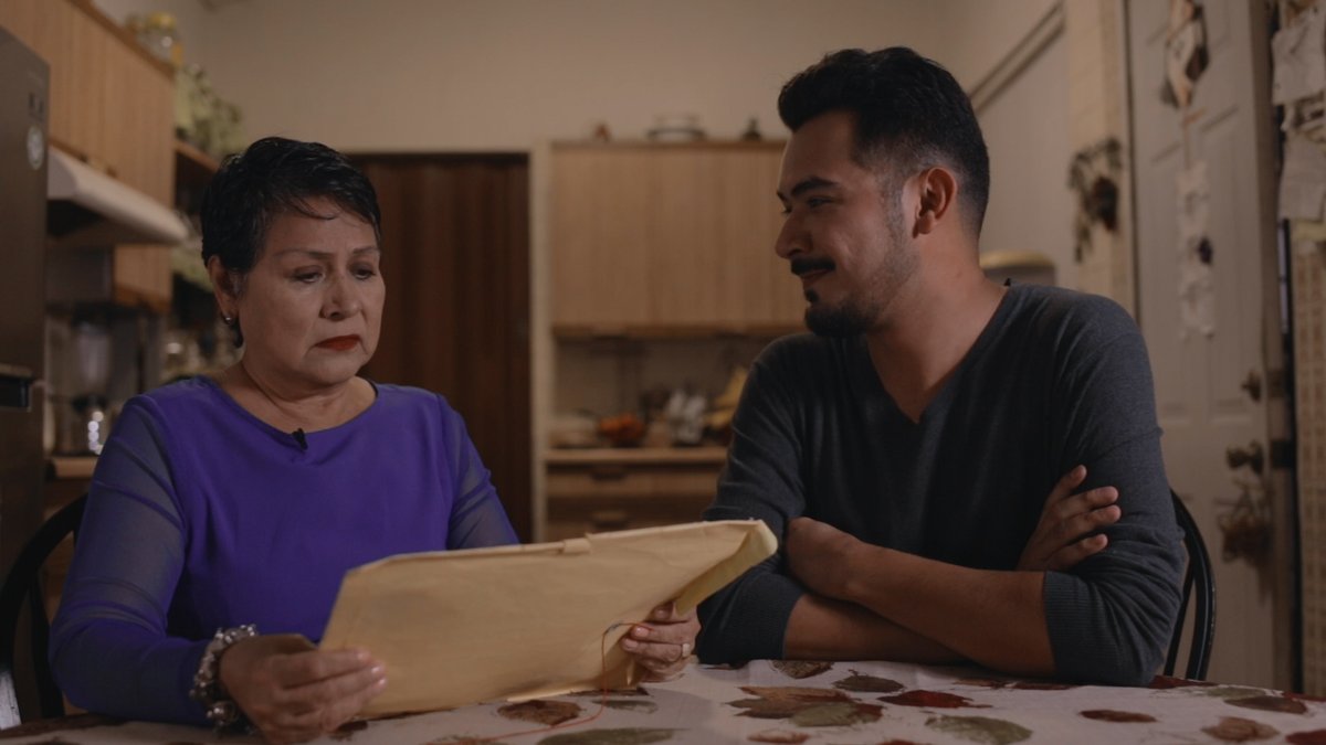 imagyx's tweet photo. Comala (2021)
Un documental de Gian Cassini
El viaje de un hombre para conocer la historia de vida de su padre ausente, un fallido sicario asesinado años atrás.
Trailer: https://t.co/qgD5l39TOK
#cinemexicano #cineregio #documentary #film #filmfestival #documental #teamcomala https://t.co/SaDOThaWOh