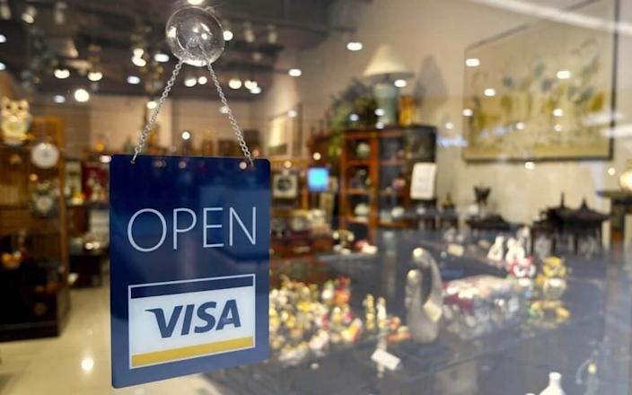 CryptoNews24h7d's tweet photo. Crypto-fiat platform Zipmex partners Visa on Asia-Pacific payments
https://t.co/aY08ZI7tSi

https://t.co/aY08ZI7tSi https://t.co/4FgP05USx9