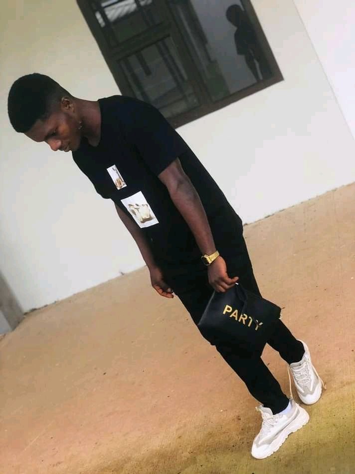 DoctorObeng's tweet photo. Tomorrow is my birthday... #djaroma #pure957fm #donsummerone #ManchesterUnited #fabrizioromano #kessebensports https://t.co/BZeMzcx13j