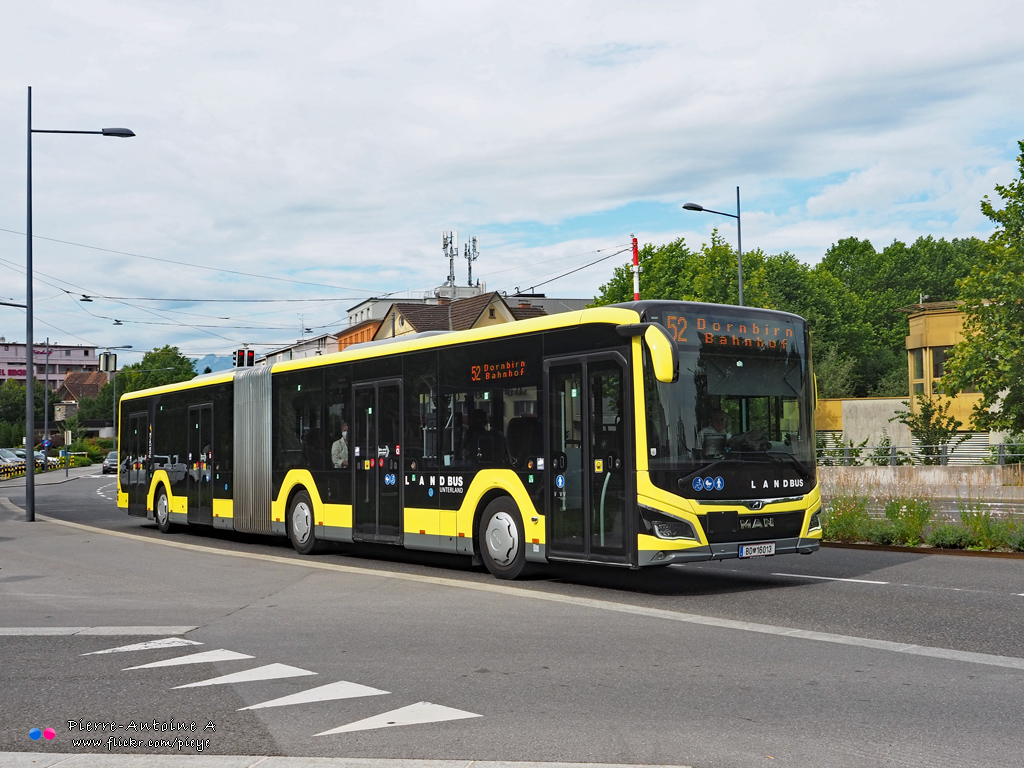 Pi_Eye_'s tweet photo. 🇦🇹 Des nouveaux Lion's City (les premiers d'Autriche) de toutes les couleurs chez ÖBB-Postbus dans le Vorarlberg https://t.co/J78qHTNPW6