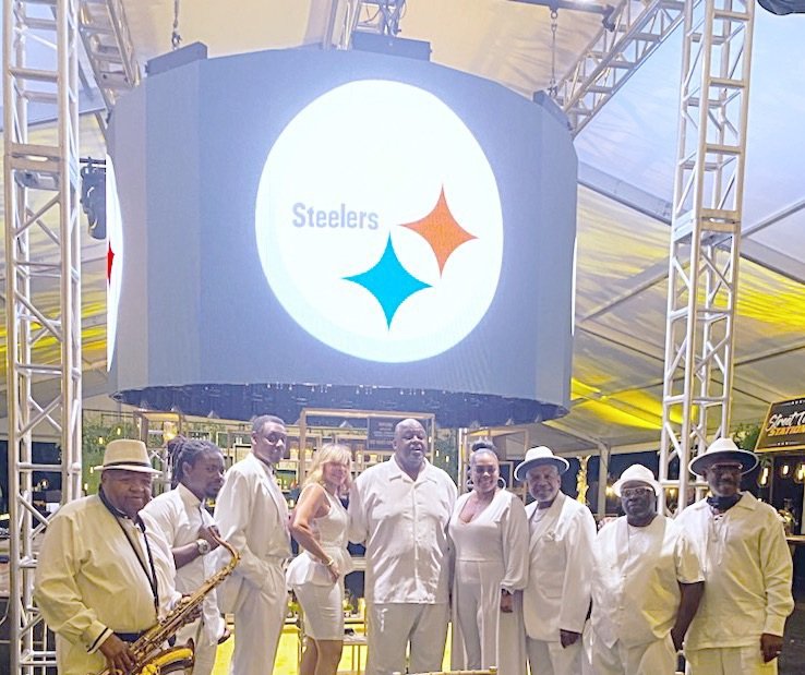 This weekend BITD provided the entertainment for the Steelers HOF party. We rocked it until 3am.  More amazing photos coming