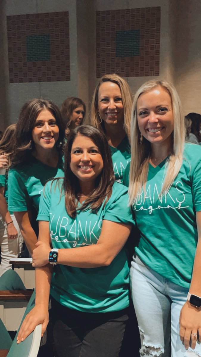 Convocation morning with my favorites! 6th Grade Language Arts <a href="/EubanksDragons/">Eubanks Intermediate</a> are ready for an amazing year! #BetterTogether #DragonsCare <a href="/Carrollisd/">Carroll ISD</a> #EISFamily