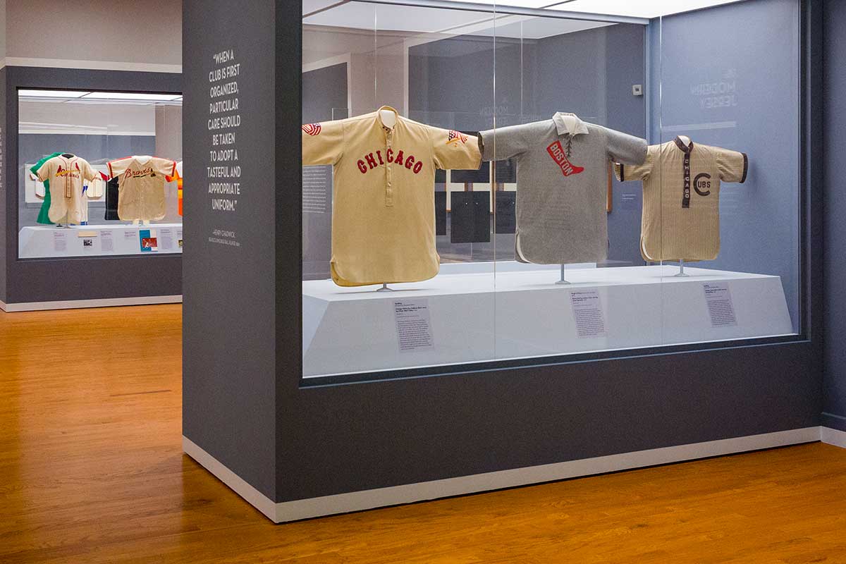 Excited to be a guest speaker this Thurs, 6pm ET, as part of @WorcesterArt's excellent baseball jersey exhibit. Presentation will be live via Zoom. Free to museum members, $5 to non-members. Register here: worcesterart.org/events/?wamid=… More info on exhibit: worcesterart.org/exhibitions/ba…
