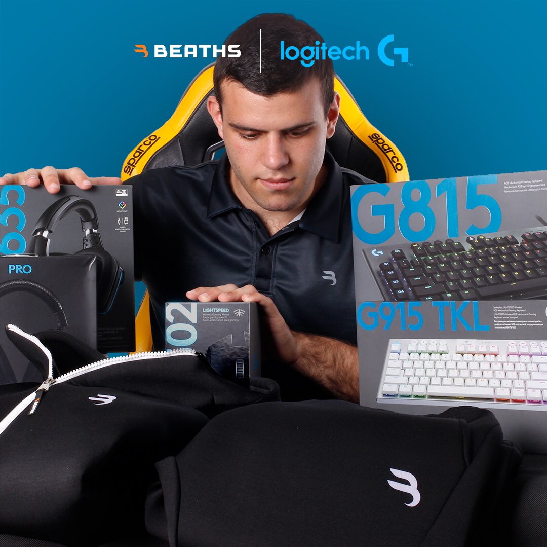 BeathsWorld's tweet image. Two months have passed since our participation in the Sport Innovation Hub, where our team collaborated with @LogitechG bringing, for the first time, mouse and keyboards on a fashion runway

#logitech #logitechg #beaths #streetwear #fashiongaming #fashion #gamingapparel #apparel
