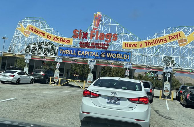 I can&rsquo;t wait to ride Batman 😏 https://t.co/0lEHkLfuoo