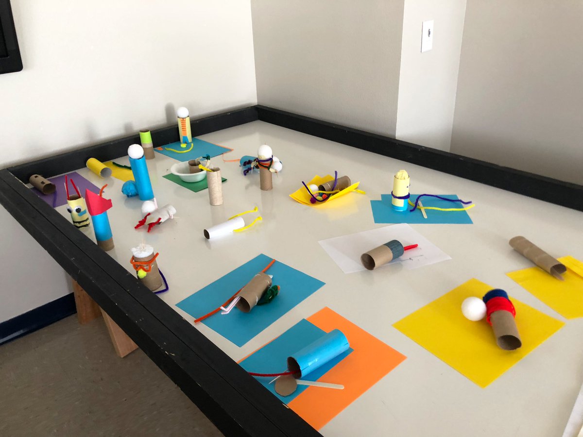 BrendaChR1's tweet image. Lots of hands-on learning taking place at @EastwoodMS_YISD #tier1instruction #THEDISTRICT @catherinedoc12