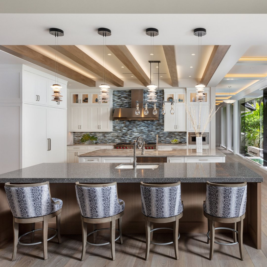 collins_dupont's tweet image. This Bonita Bay residence received a Grand Aurora Award for Best Renovated or Restored Single Family Home, Silver Aurora Awards for Best Custom Home 8,000 to 10,000 sq. ft. and Best Bath Design for a Custom/Spec/One-of-a kind Home. @FHBAOfficial @SEBCShow ecs.page.link/LFWVo