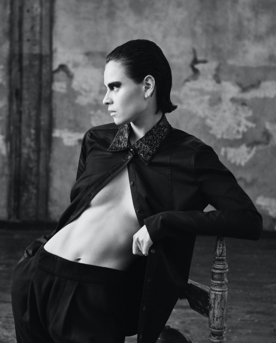 xgainza's tweet photo. #BryanListon #photography @_11_ornella_ https://t.co/ED7Hj0me2u