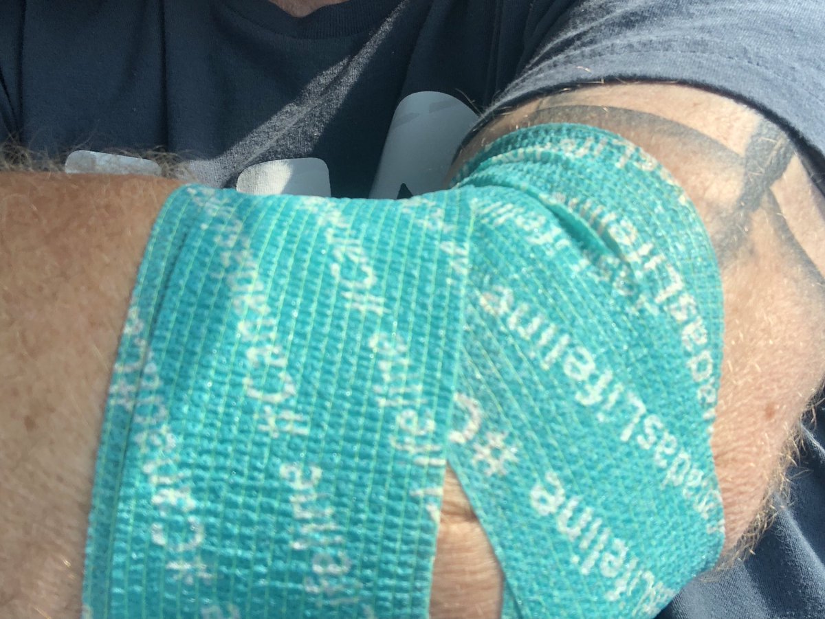 Blood Donation #4 in the books!! If you can, please donate! ⁦<a href="/CanadasLifeline/">Canadian Blood Services</a>⁩ ⁦<a href="/hamiltonfire288/">Hamilton Firefighters 🇨🇦</a>⁩