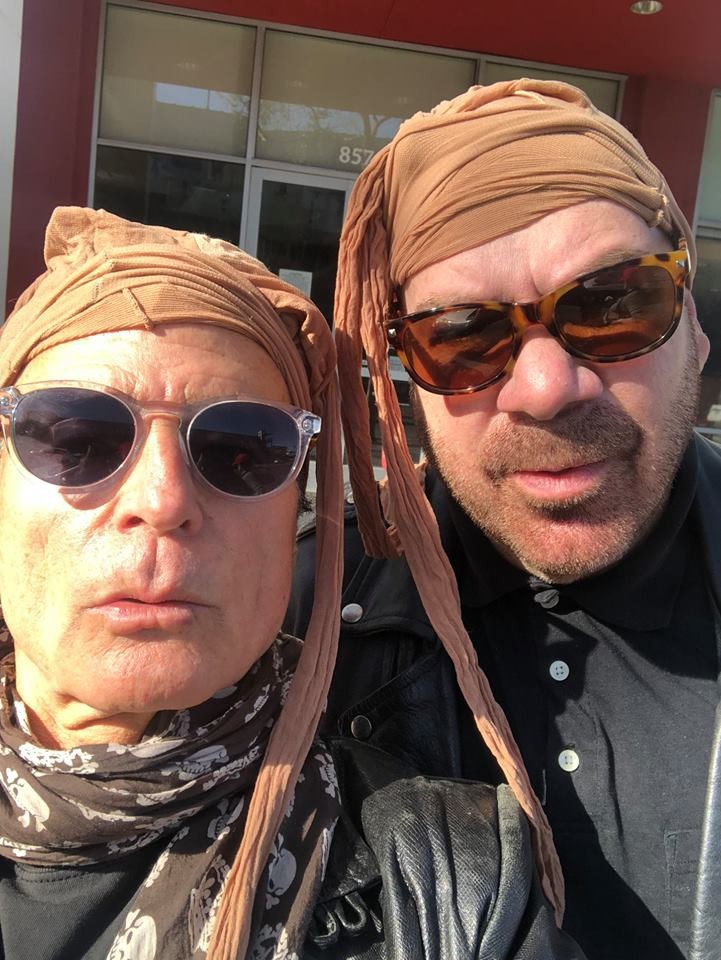 🌈🎥#NowPlaying: 
Smothered (US)
Directed by Terri Hanauer
Hysterical &amp; sobering look at a #gay, #Jewish middle-aged couple, <a href="/Jason_Stuart/">Jason Stuart</a> &amp; <a href="/themitchhara/">mitch hara</a>, trying to salvage their hideous relationship in #therapy hell. They can’t stand each other but can’t afford to get divorced.