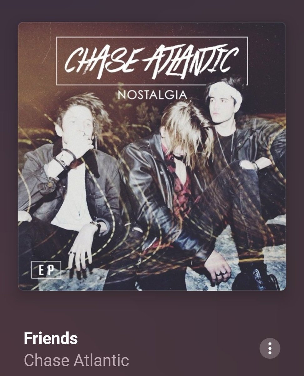 Chase atlantic торт. Chase atlantic группа. Чейз атлантик вайб. Church chase. Chase atlantic мерч.