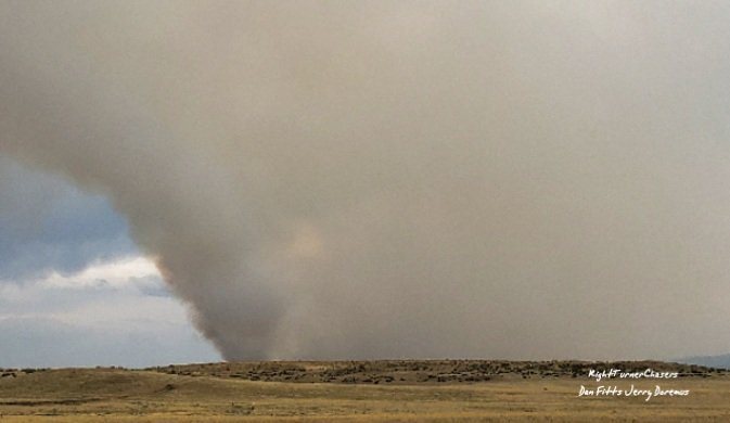 Dan_Fitts's tweet photo. #smokenado on the #Hackberryfire in Banner County Nebraska on 8/6/21 @RRNStormCenter @NWSCheyenne #newx https://t.co/Ai4royzdme