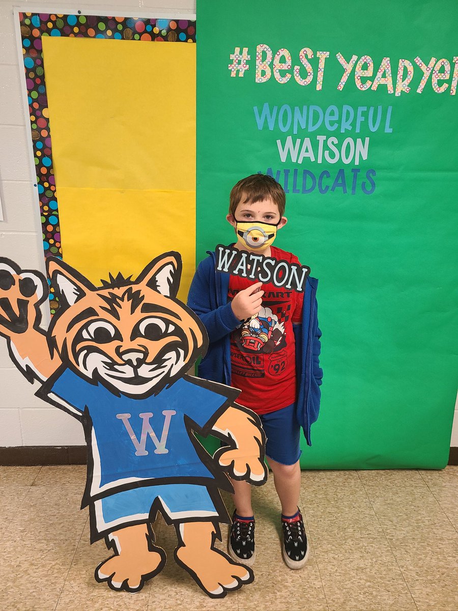 Amelialv11's tweet photo. #bestyearyet #watsonlane https://t.co/GsruNqIUwr