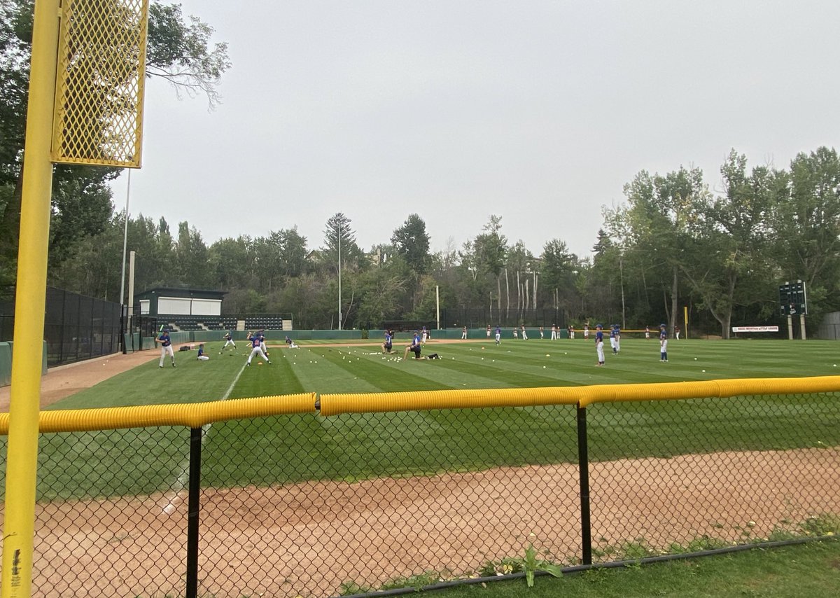 CompassCoachLtd's tweet photo. More road trip fun! Medicine Hat & Calgary. Great park and set up at Rose Diamond in @cityofcalgary!
#partoftheteam
#roadtrip
#baseballtour
#bdnmb https://t.co/8zEjYPA271