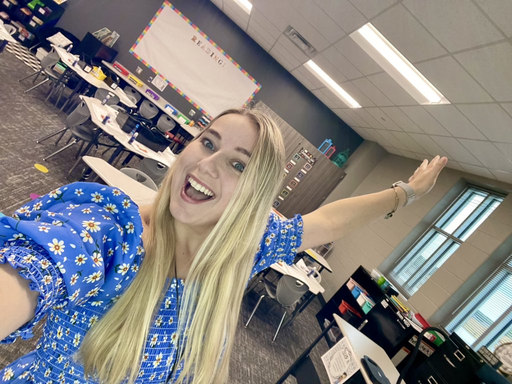 RRachel513's tweet photo. Can’t wait to meet my kiddos tonight @ Meet the Teacher!!!! 🥰 https://t.co/1fKYK2V9vP