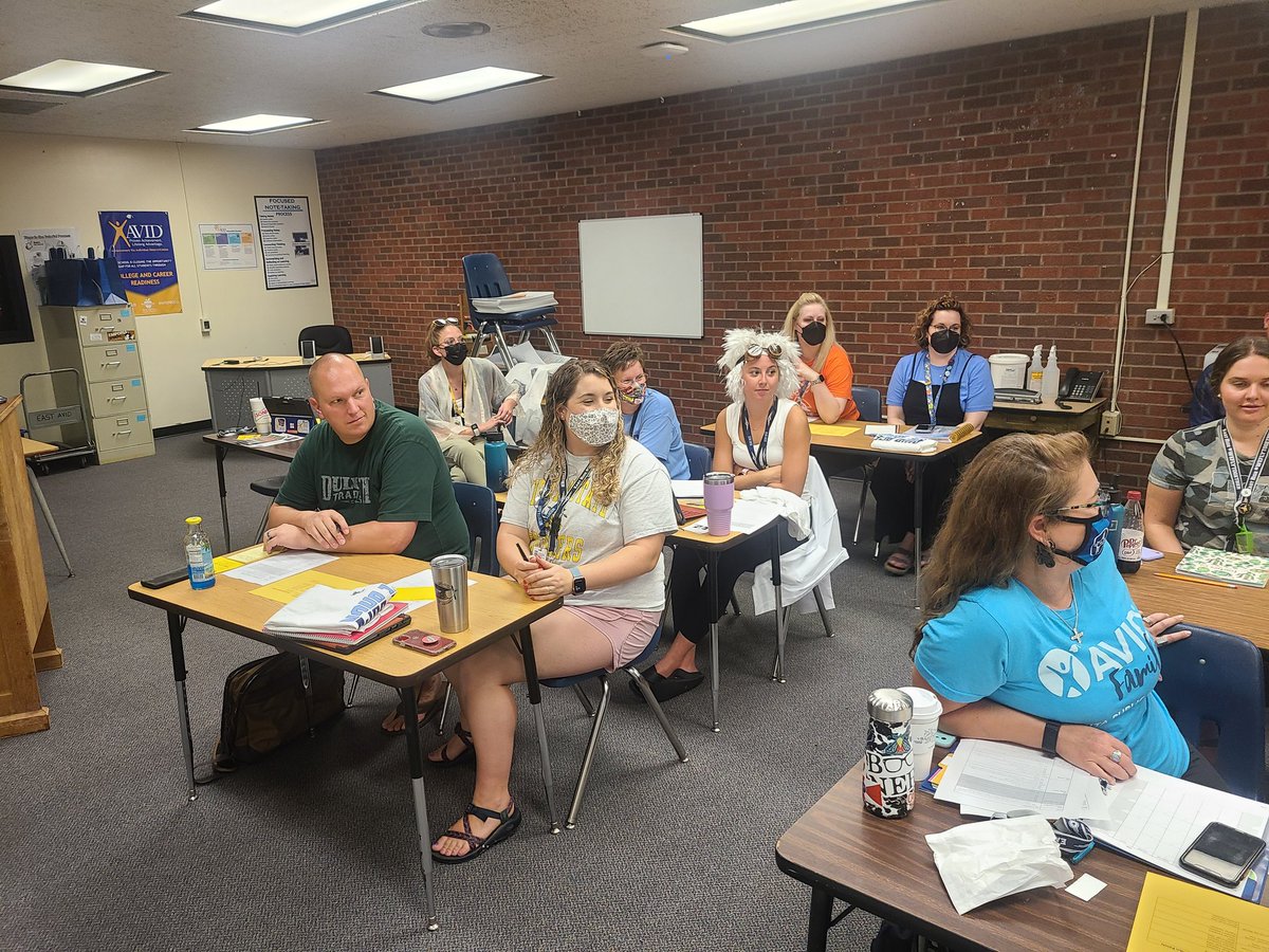 LawnaDKurtyka's tweet image. Great meeting with our East High AVID site team this morning!   Such amazing educators from across the curriculum!  #wpsavid #wpsignitelearning #BacktoSchool2021 #wpsproud