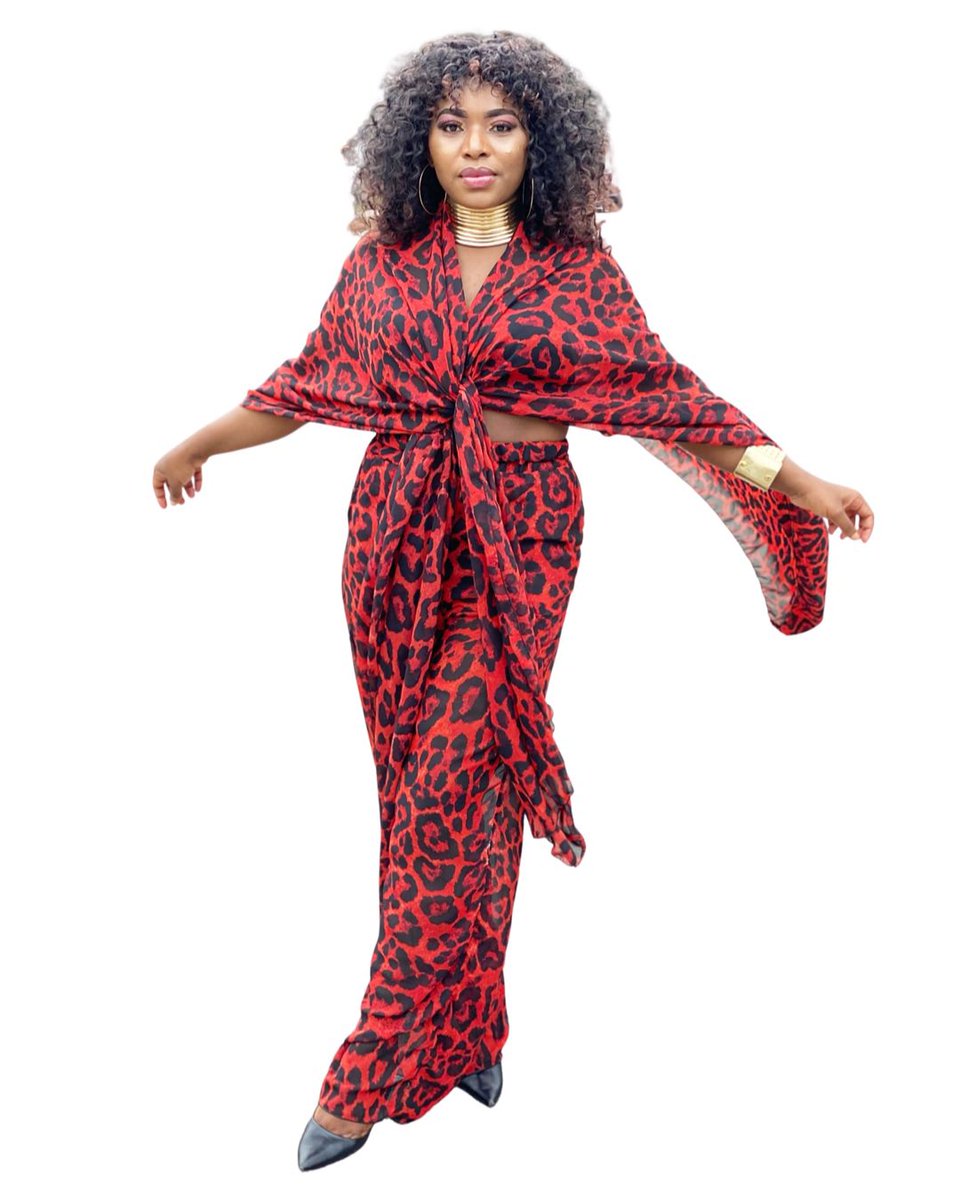 CaldineF's tweet photo. Check out our new collections and design dropped 09/08 . Multi-Styled check out more at https://t.co/nima7l4xhe  #womensfashion #Toronto #canada https://t.co/vHT4NbpFH8
