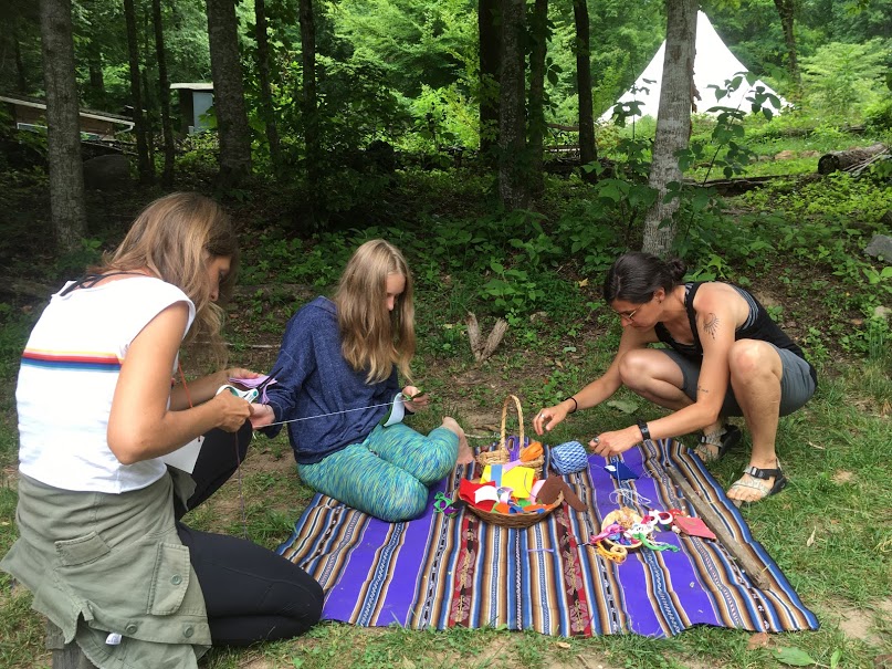 EarthavenE's tweet photo. Although there are some things that traditional educational does well, it tends to be lots of memorization. We believe that for education to be effective, it needs to address all parts of the human being.

Learn more about our educational styles at https://t.co/3ZBO4Jj8Jo https://t.co/L1we6F7Gc9