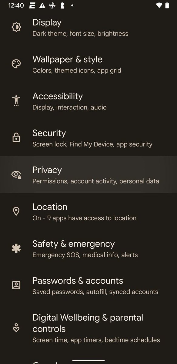 Recent Android versions like Android 11 and Android 12 have added a robust permissions manager and privacy controls to help you better manage your phone's digital footprint. buff.ly/3yzDvXH #Verizon #Android12