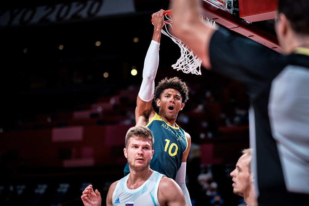 PickandRollAU's tweet photo. BOOMERS | How good was it to have Matisse Thybulle repping the green & gold in Tokyo? πππ¦πΊπ
7.8 PPG | 3.3 RPG | 2.5 APG | 3.0 SPG (1st) | π₯
Shop: https://t.co/m5wHrOETMG
#AussieHoops #Mathief #Basketball #Tokyo2020 https://t.co/2CubWw4tec