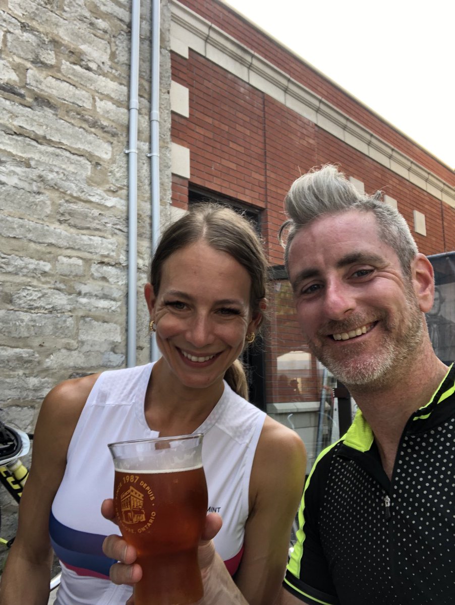 Really hot day for a 🚴‍♂️- decided to stop halfway for a cold 🍺