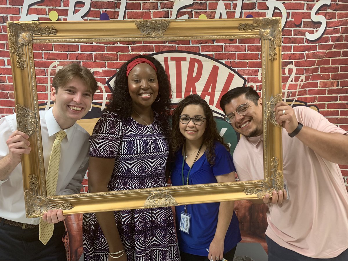 nisdnicholses's tweet image. We got to welcome out newest friends to the Nichols “cast”!  They will make Season 20 award winning for sure!  @JeffD1065