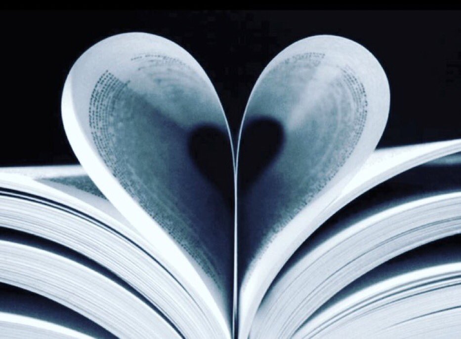 Happy National Book 📚 Lovers Day! In just a few days we get to read together again Tigers 🐯! #readersareleaders