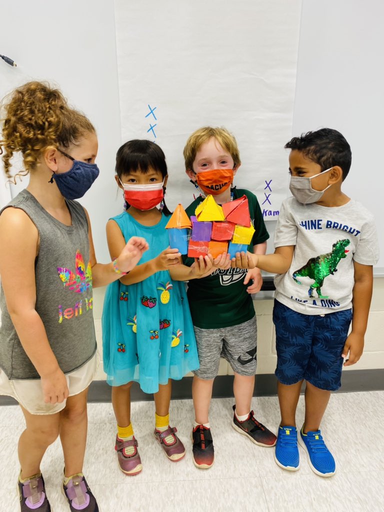 Sara Bright tweet media