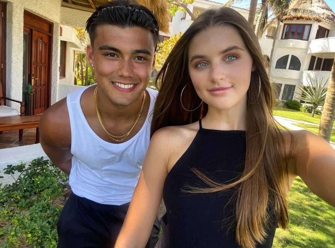 amorbailey's tweet photo. eu amo tanto a amizade da sav com o bailey, dá pra ver que eles se fazem tão bem 🥺 https://t.co/d6xc4ljG2Y