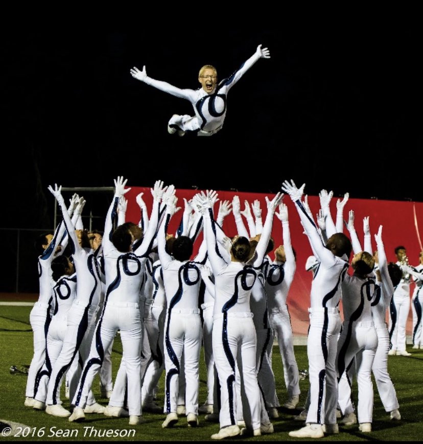 TedHiff's tweet photo. This #Bloo16 dad is wishing #Bloo21 the best final week of 2021! #Lucy @Bluecoats https://t.co/ENIk9YgCZC