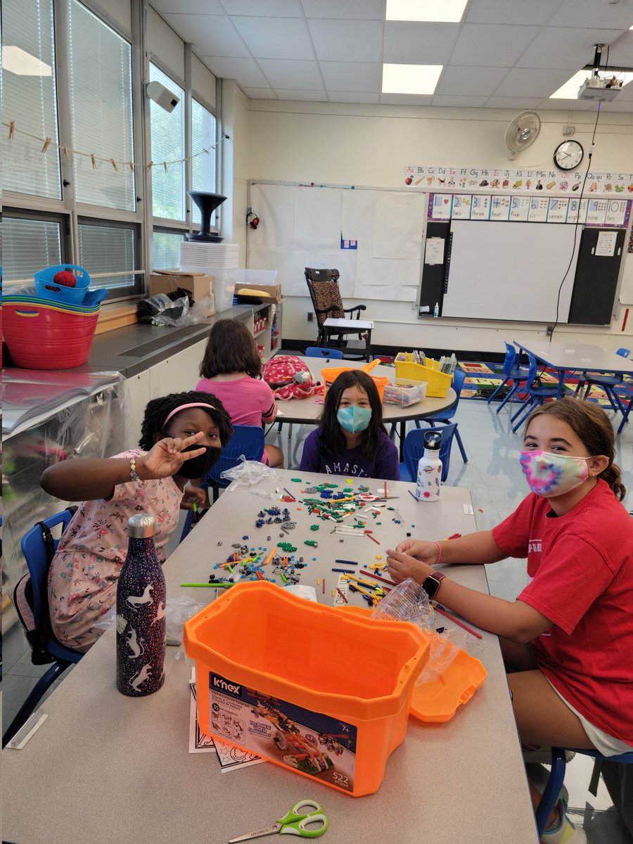 Ms.Earley tweet media