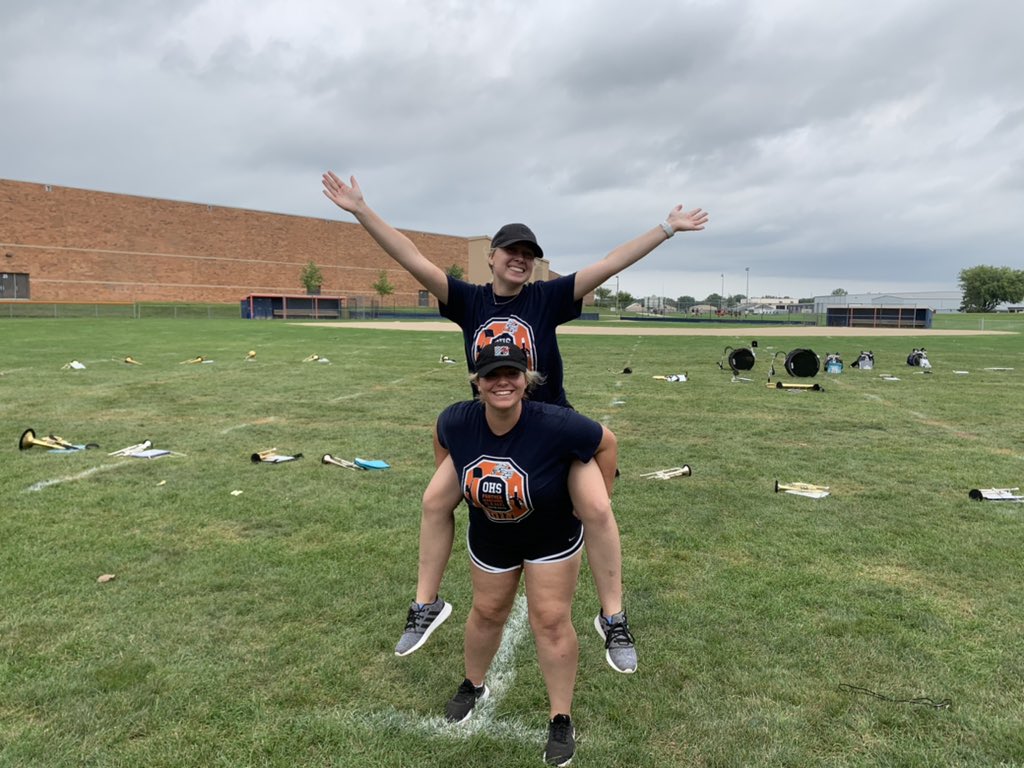 MarchingBandOHS's tweet photo. twin day 👯‍♂️✨ https://t.co/Fku10xc8Te