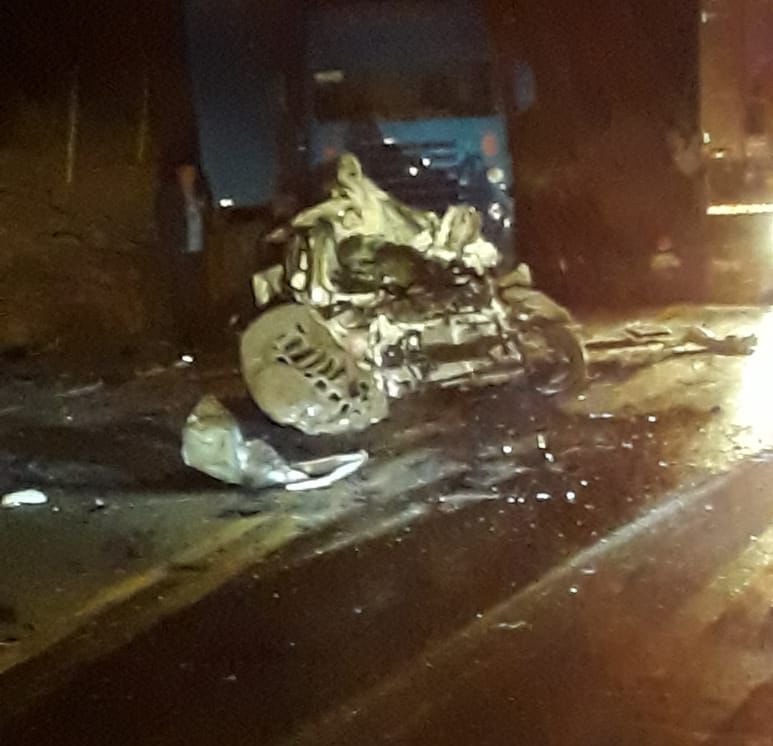 Br381_urgente's tweet photo. BR-381, GRAVE ACIDENTE na região de Naque entre Ipatinga / Governador Valadares. Colisão frontal com vítimas, equipes no local. Trânsito em PARE/SIGA com retenção nos dois sentidos. https://t.co/pOXEXzPQv0