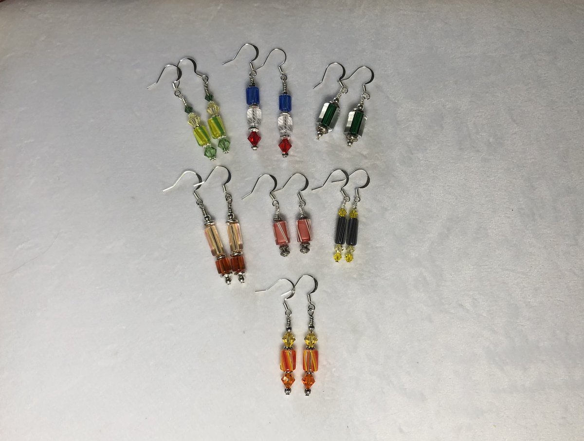hycat911's tweet photo. Had fun making these today.  Colorful and shiny is my happy place 😁 https://t.co/4PrCYVcoOH