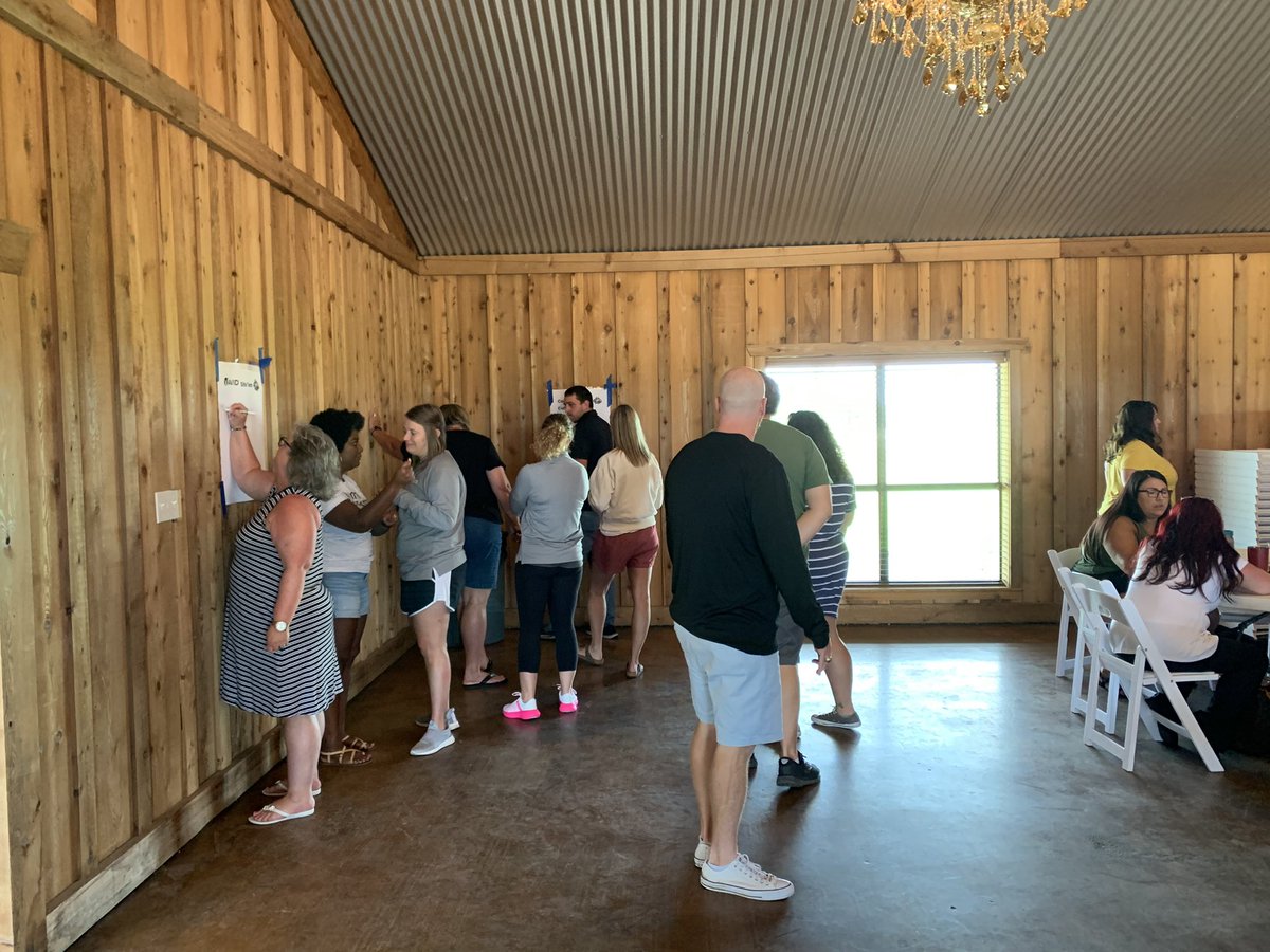 AMCMSBobcats's tweet photo. Great first day back for Bobcat teachers and staff beginning first at the beautiful Moore Ranch!
We had fun learning about each other, โNaming That Tuneโ and learning more about safety & PD. Itโs going to be a GREAT year!#BobcatCountry ๐บ
#CSISDSuccess
#FramingSuccess https://t.co/ewpGPImboI