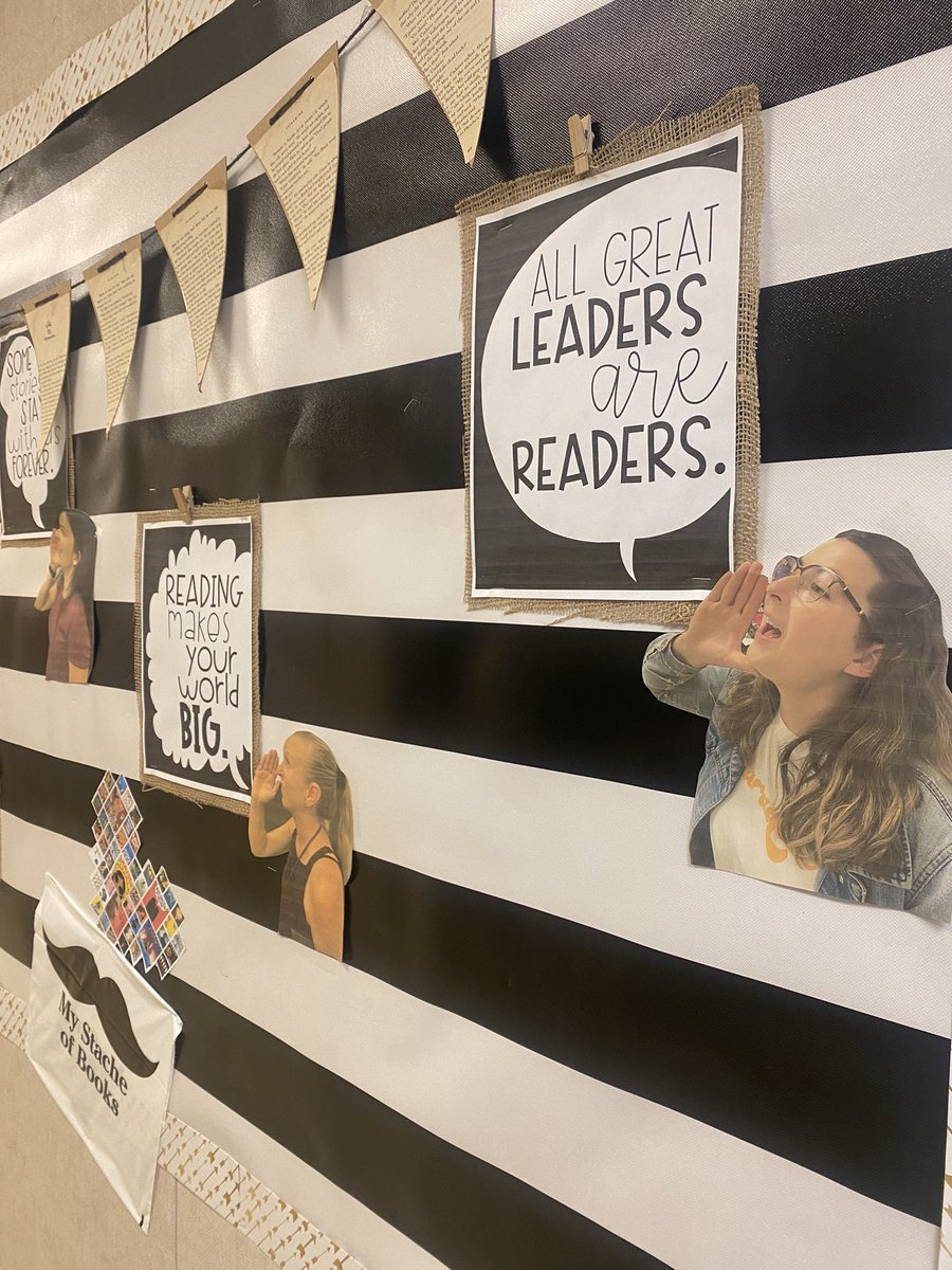 LCMSLib's tweet image. Back to bulletin board making…happily! Thankful for always having willful participants 😍😍 #SRVUSD #LCMS #SRVLibraryLove #TeacherLibrarian