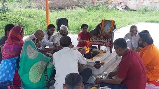 Asharamjiashram's tweet photo. पूज्य बापूजी के उत्तम स्वास्थ्य और शीघ्र रिहाई हेतु अमावस्या निमित फरीदाबाद आश्रम में हवन किया गया:-

दिनाँक - 08 अगस्त 2021

स्थान : संत श्री आशाराम जी बापू आश्रम, बडख़ल पाली रोड, गाँव भाखड़ी, फरीदाबाद, हरियाणा।।

https://t.co/bQe1IEhEPR https://t.co/Sz9b8DYkWJ