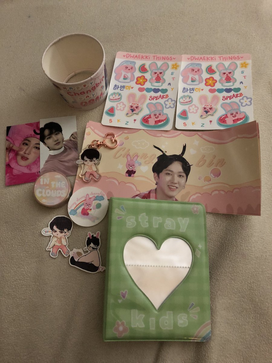 Thank you so much for organizing and hosting this event @cafelovestay! TY for the cute merch @zimtyco @peachhoneybear & I bought a cute PC album from @shw33p! hoping to buy more merch next time, hehe #LoveyDoveyChangbin #LoveyDoveyChangbinDay!