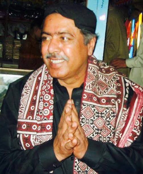 Shaheed Basheer Khan Qureshi was a great leader of Sindh he was fought for enemies of Sindh No doubt with out Shaheed Bashir Qureshi sb we are alone So we are giving to him red salute..

#HBDShaheedBashirQureshi