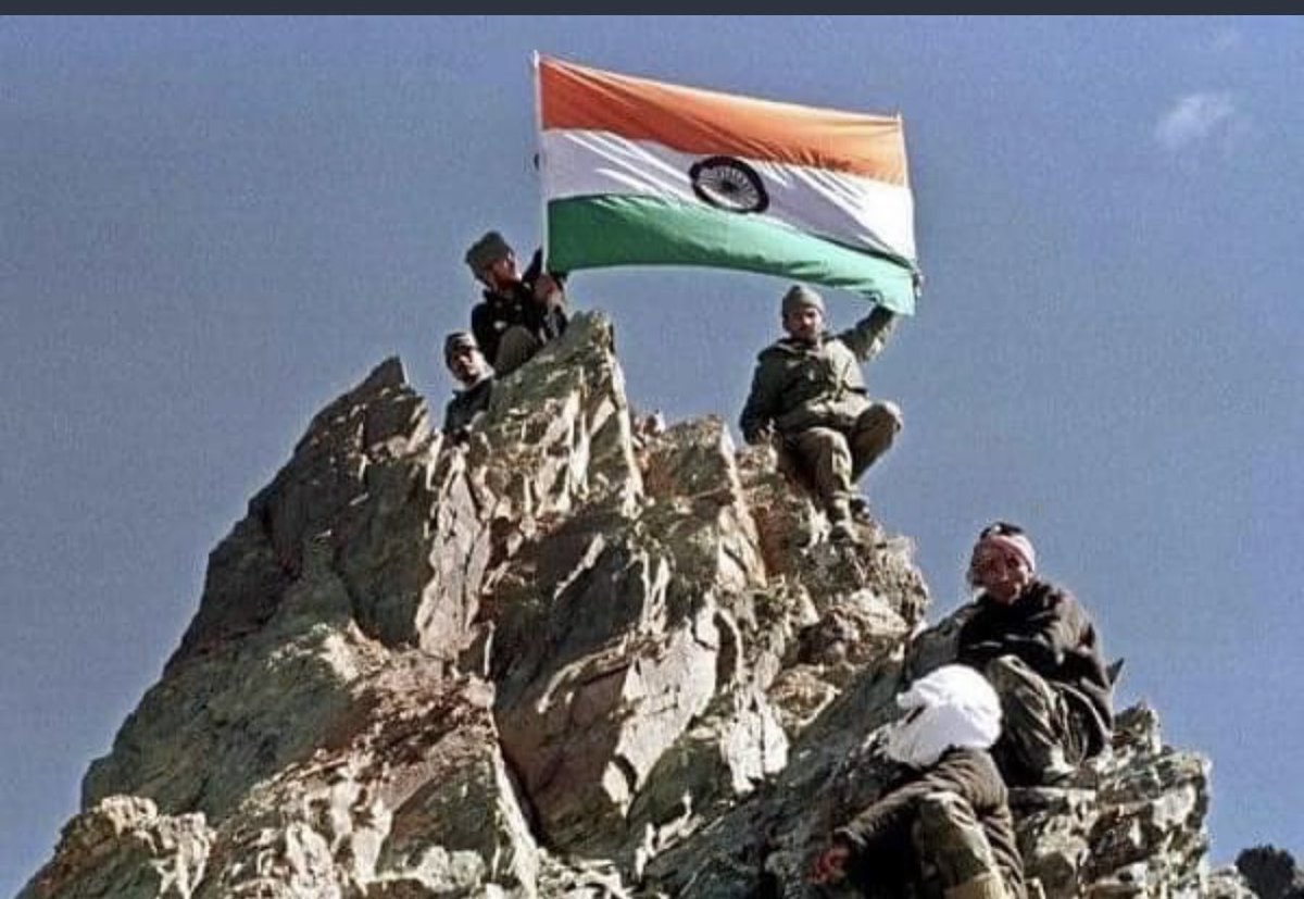 #SSCGD_DelhiChalo
 निवेदन करता हु गृह मंत्रालय मोहदय की  जल्द ही #SSCGD2018 कैंडिडेट के लिए नियुक्ति का फरमान जारी करे 
वर्ना आज से हम 11 बजे ट्वीटर पर पर बिगुल बजा रहे है  और ये बिगुल अब <a href="/HMOIndia/">गृहमंत्री कार्यालय, HMO India</a> दरबार पर रुकेगा आ के
 इंकलाब जिंदाबाद💪💪 महा अभियान <a href="/AmitShah/">Amit Shah</a> <a href="/PMOIndia/">PMO India</a>