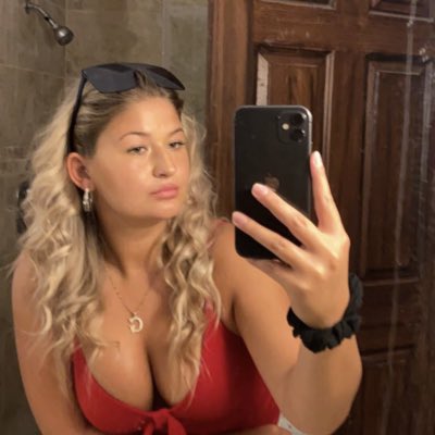 gigi_piccini's tweet photo. #NewProfilePic https://t.co/Vin28wfMNc