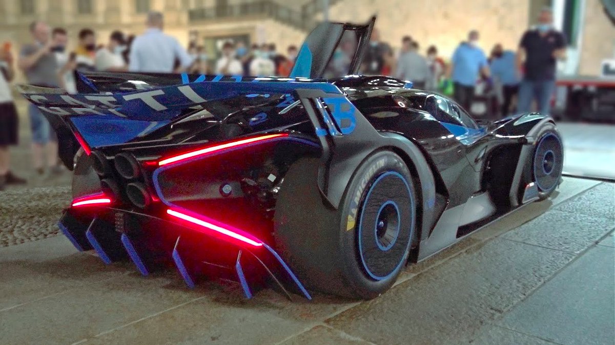 Listen to the one-off <a href="/Bugatti/">Bugatti</a> Bolide's wild straight-piped 1850-hp W-16 engine: crdrv.co/urFRu2J