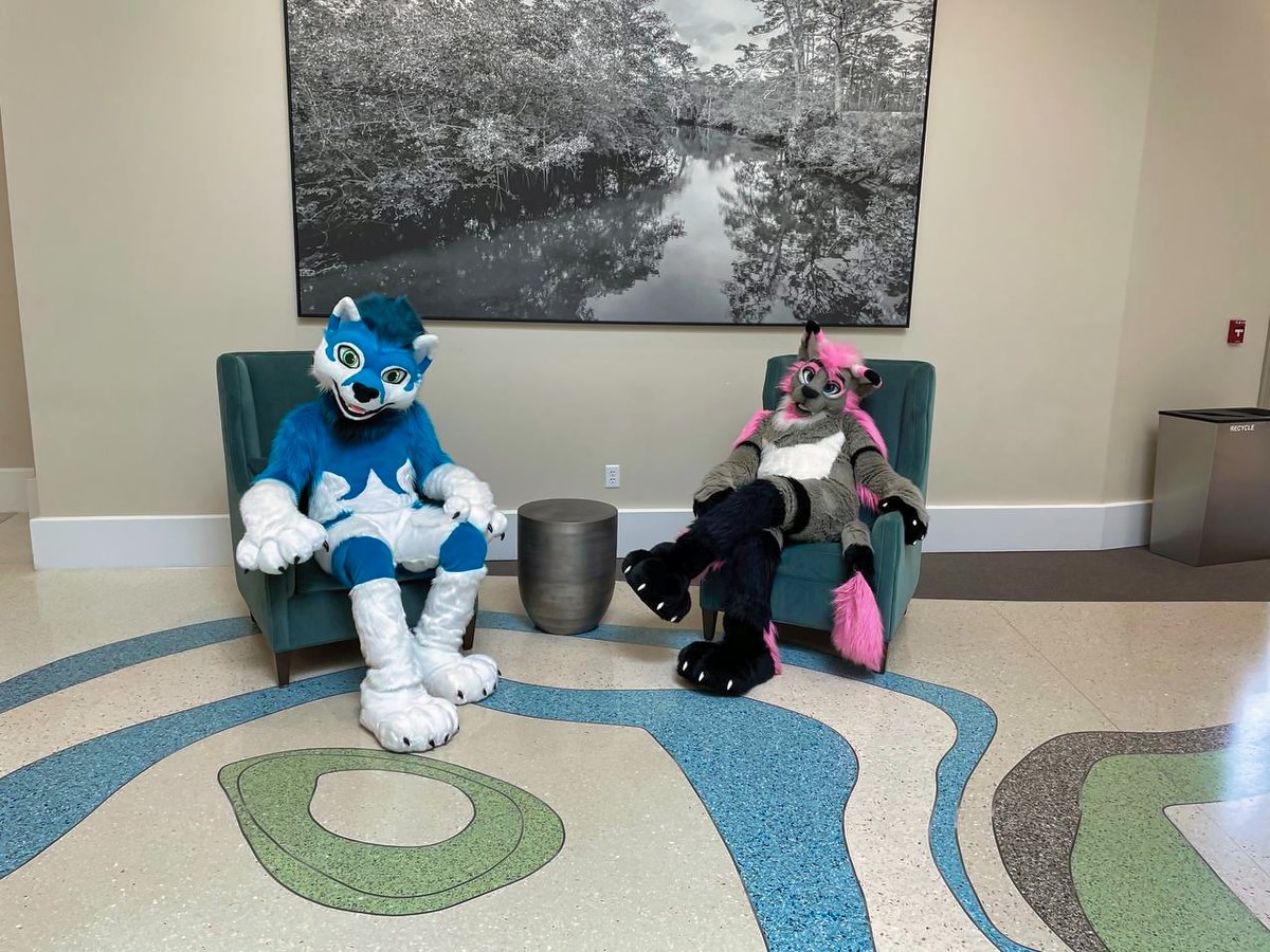 TheOneDima's tweet photo. Back home from @MegaplexCon.  Not only was it my first time at #Megaplex, but also the debut of my new suit.  Despite the soup air, I had such a great time and will definitely try to make it back next year.

✂️@KaijuCostumes  
📷 @TaruCatThing &amp; @Sorrel_Pandoth 

#Megaplex2021 https://t.co/xCPBjBOnvW