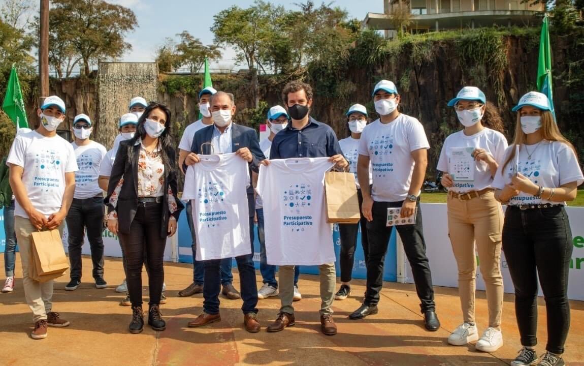 ¡Acompañamos al Int <a href="/LaloStelatto/">Lalo Stelatto</a> en el lanzamiento de una nueva edición del Presupuesto Participativo !
Una herramienta de inclusión, pensada para los que vecinos puedan elegir las obras que su barrio necesita. Ingresando a posadasparticipa.com.ar
#PosadasLindaDeNuevo