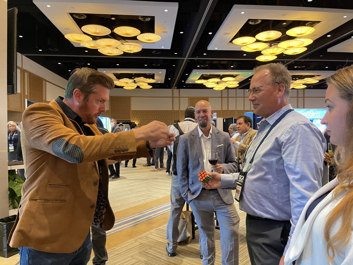 CubicTS's tweet image. We&apos;ve got a few tricks up our sleeve to kick off #ITSCA2021. Come meet the Cubic team from 6pm - 8pm at booth 107, and learn all about our &quot;magical&quot; ITS technologies.

#WeAreCubic #ITS #CubicTransportationSystems