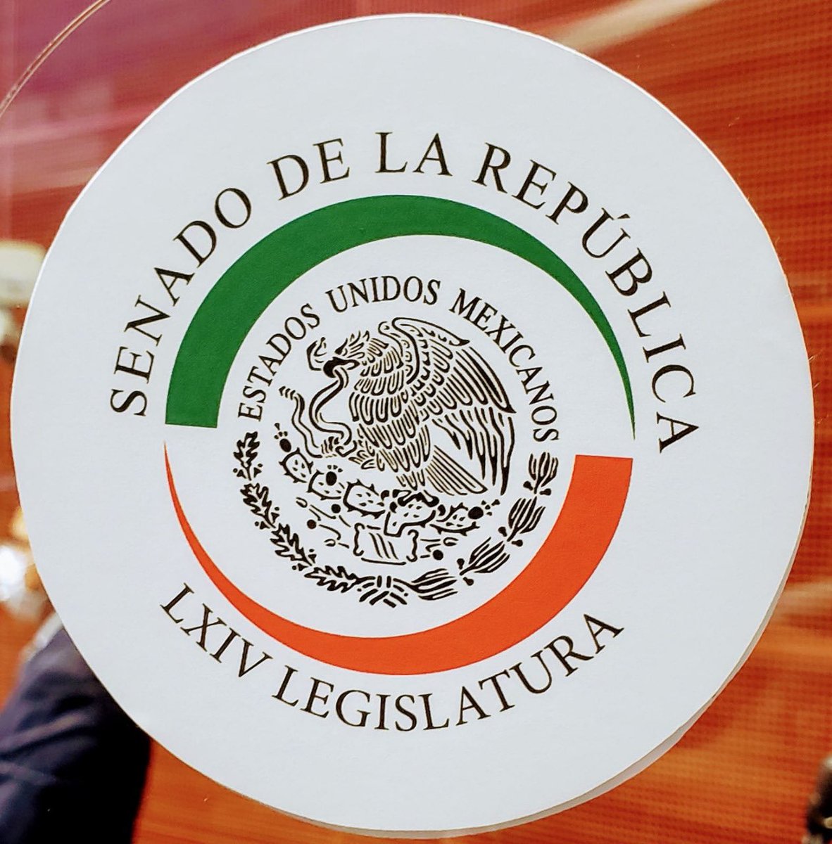 Mi deber, mi esfuerzo y mi empeño están en buscar la consolidación de los canales de comunicación y trabajo que restituyan la confianza del empresariado mexicano en la <a href="/Concanaco/">CONCANACO SERVYTUR</a>.