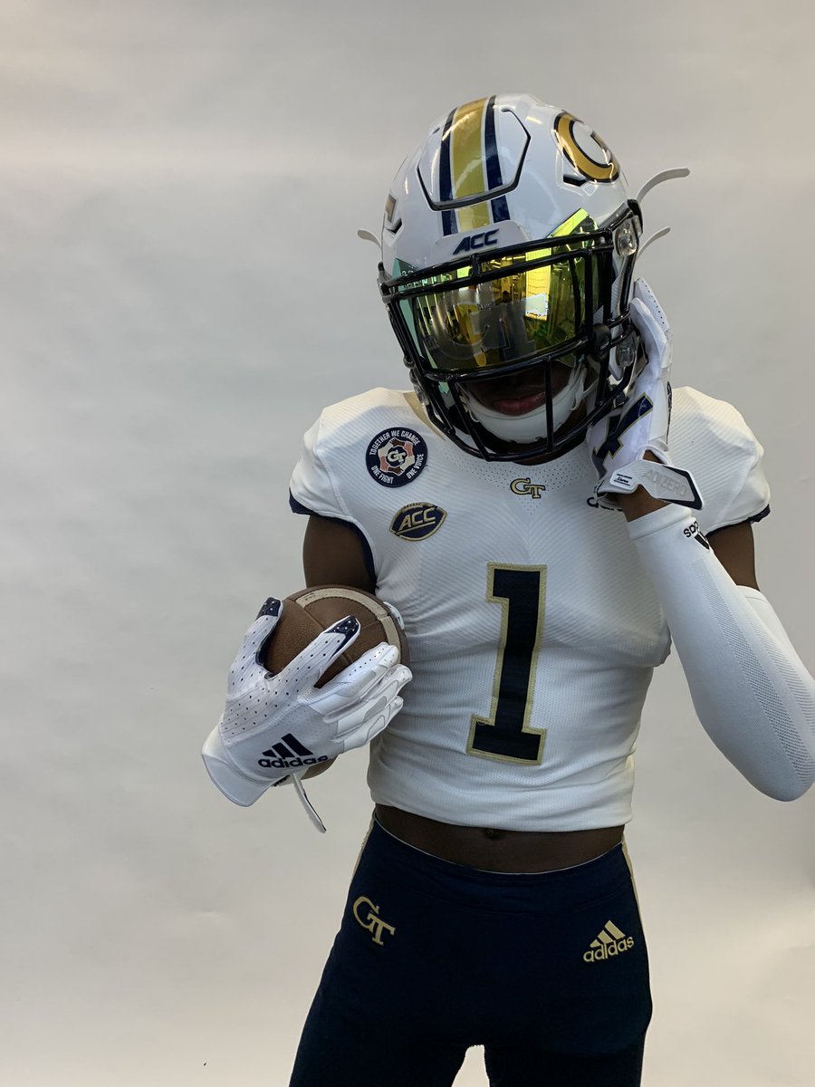 Proud To Be A Yellow Jacket🐝!!! <a href="/CoachCollins/">Coach Collins</a> <a href="/Coach_NBurton/">✨𝙽𝚊𝚝𝚑𝚊𝚗 𝙱𝚞𝚛𝚝𝚘𝚗✨</a> <a href="/CoachWiesehan/">Chris Wiesehan</a> <a href="/CoachPopovich/">Jeff Popovich</a> @CoachBrentKey <a href="/GeorgiaTechFB/">Georgia Tech Football</a> <a href="/LewisCaralla/">Lewis Caralla</a> <a href="/sirknight95/">⚔️COACH KNIGHT JR ⚔️</a> @MarcoColeman_GT <a href="/Coach_K2/">Kerry Dixon II</a> @GTToddStansbury @CoachGlover_GT <a href="/GTAthletics/">Georgia Tech Yellow Jackets</a> <a href="/coachchastain/">Mike Chastain</a> <a href="/CoachGoodrum/">Bernard Goodrum</a> <a href="/jcgreyhounds/">Jones County Sports</a> <a href="/GreyhoundFball/">Jones County Football</a>