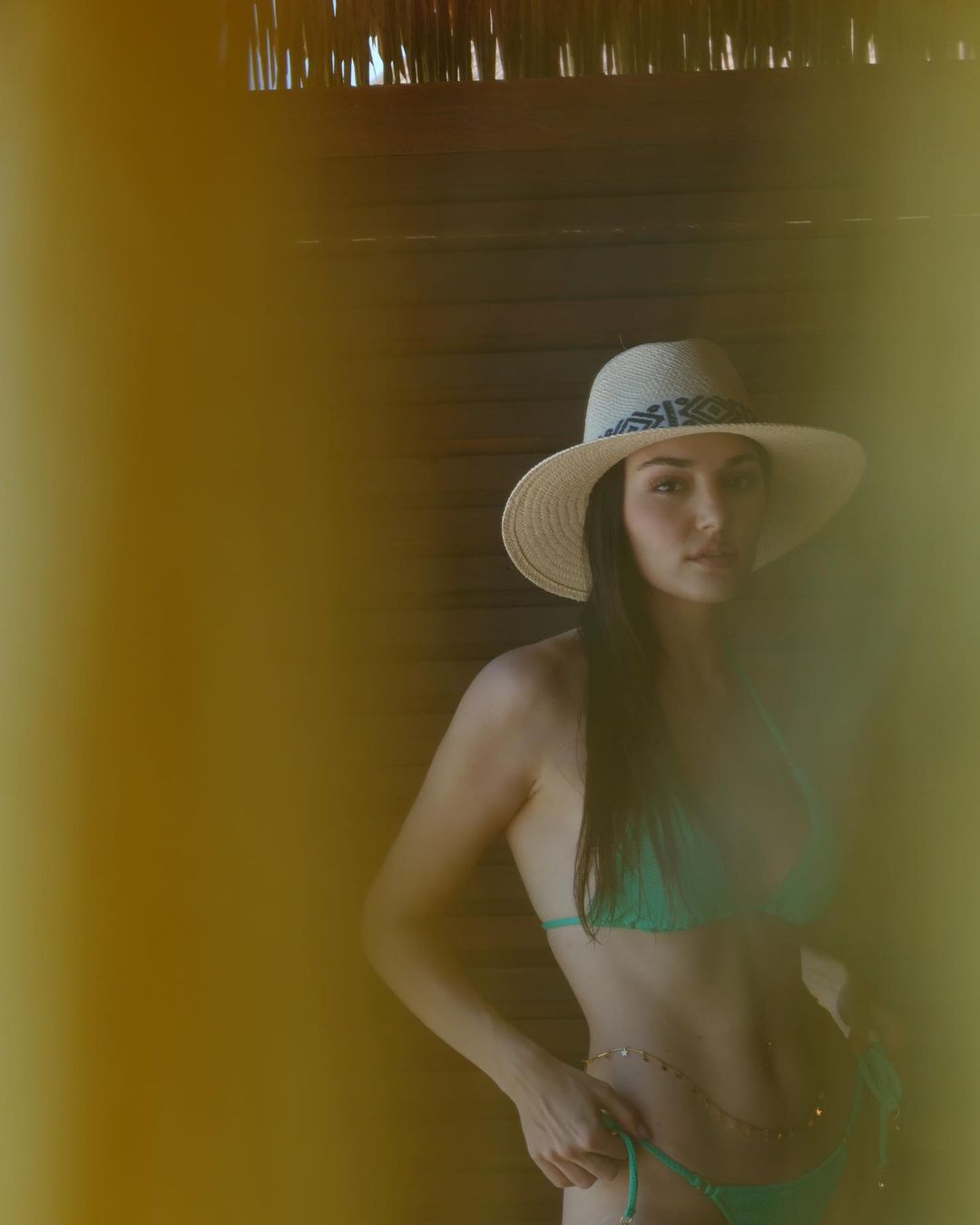 Hande Erçel - هاندا ارتشيل on X: t.co5jbACupbTo  X