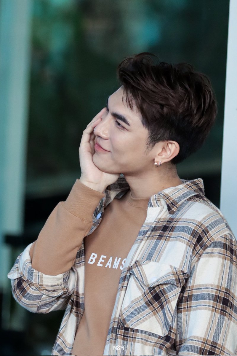 MewsuppasitTH's tweet photo. Good MEWning ☀️

ตารางงานวันนี้ค่ะทุกคน 😊 

🗓 10.08.2021
🔴 [On air] รายการ คุยแซ่บ Show
⏰ 13:40 - 14:40
📺 ช่อง One31

@MSuppasit
#MewSuppasit 
#mewlions 
#หวานใจมิวกลัฟ https://t.co/XpunwzTvsI