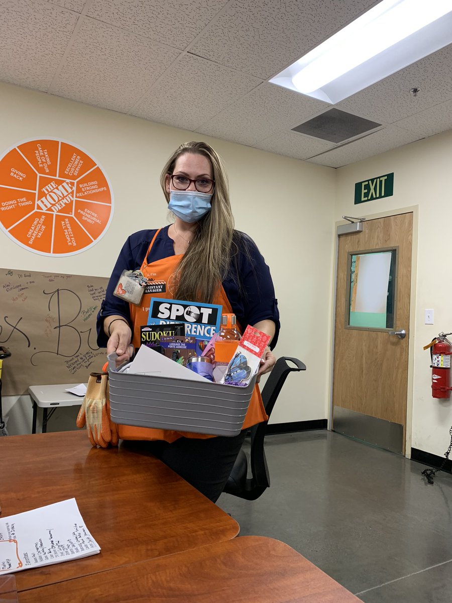 Jjohnson8492's tweet photo. Kicking off ASM appreciation here at 8492! Thank you for all you do! I am truly a bless SM! #RedBluffRocks @Frank_munoz8492 @TinaTod21142616 @Alishacorona @WillHomeDepot @TaraMartin9_9 @butchthebarista https://t.co/rsmsTqMqHW